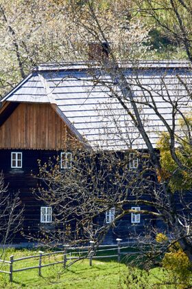 Vlg.greischbichler burgfried-300248-2023-05-04.jpg