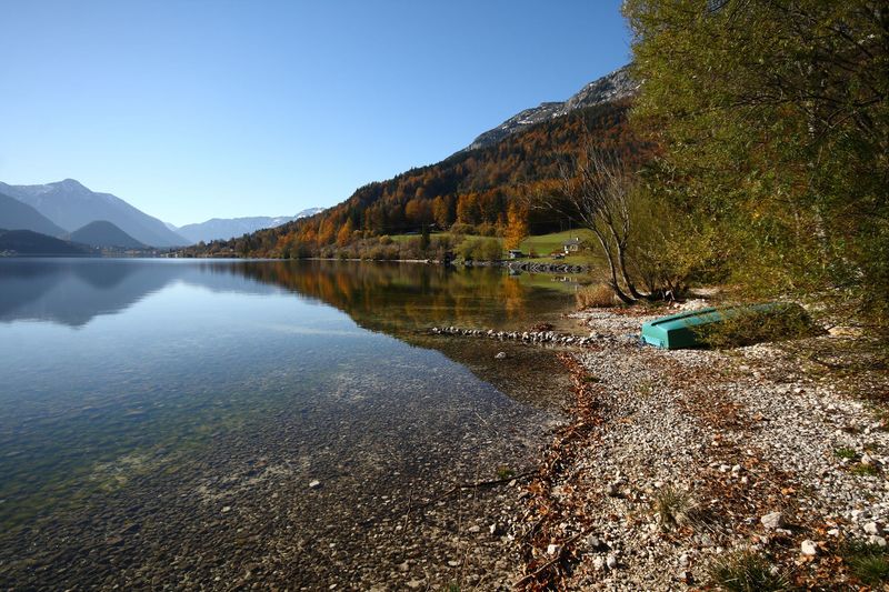 Datei:Grundlsee See 77879 2014-11-03.jpg