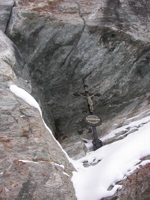 Knappenkreuz 46512 2006-01-06.jpg