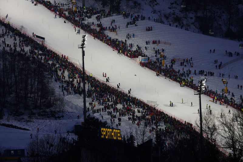 Datei:Nightrace 2016 17872 2016-01-26.jpg