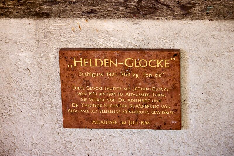 Datei:Heldenglocke KD Fischerndorf-547-2026-08-13.jpg