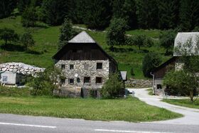 Vlg. ennsthaler burgfried 27-1000-2013-07-16.jpg