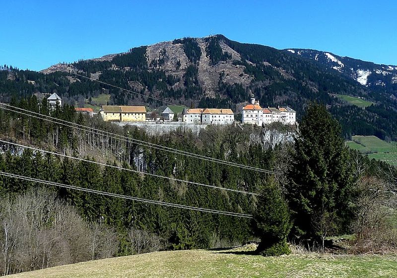 Datei:Burg Strechau5.JPG