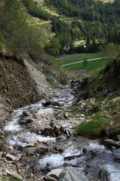 Datei:Hopfgartwsfbach 55147 2014-04-30.jpg