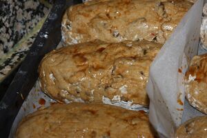 Kletzenbrot 80189 2014-12-11.jpg