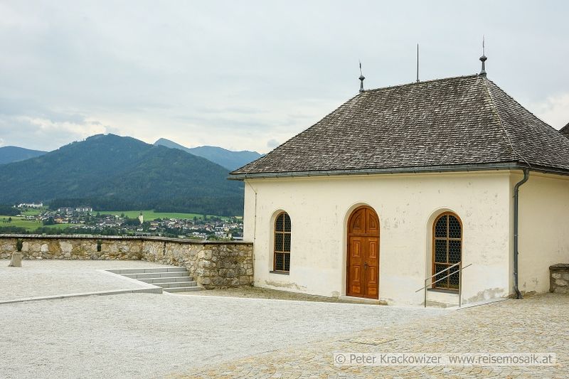Datei:Schloss Trautenfels Schlosskapelle 10.jpg