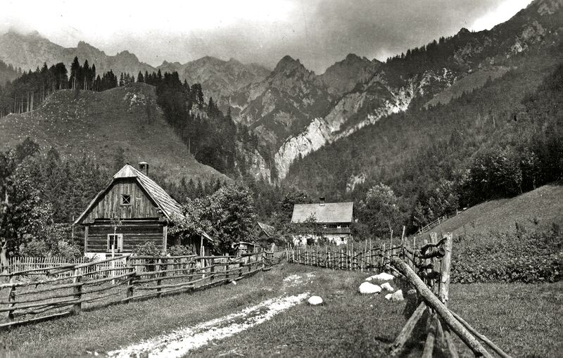 Datei:Schwarzenbach und Haberlmühle Hall.jpg