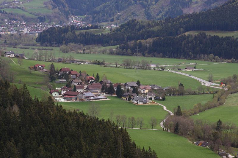 Datei:Ortsteil salza 21097 2016-04-15.jpg