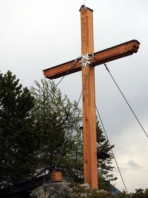 Gipfelkreuz neu freienstein 23399 2016-05-09.jpg