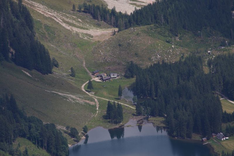 Datei:Schwarzensee-schöneck 30663 2011-08-12.jpg