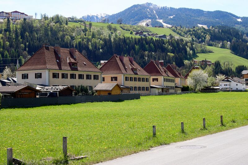 Datei:Bahnsiedlung schladming-30-2024-04-14.jpg