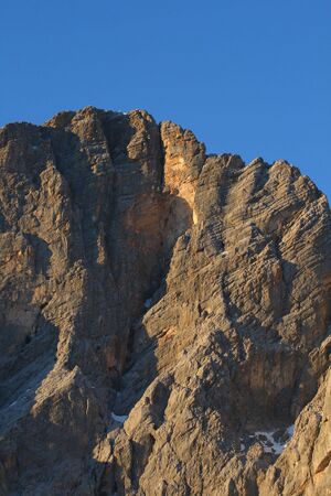 Dachsteinmassiv-südwand 24779 2008-11-05.jpg