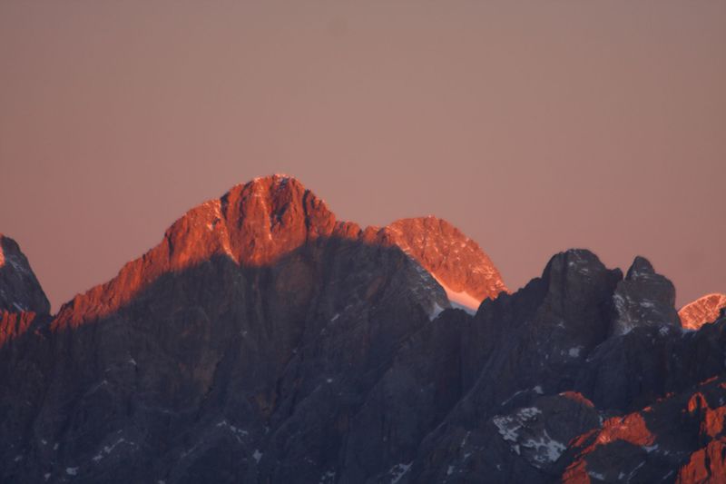 Datei:Dachsteinmassiv-krahbergzinken 38565 2011-11-02.jpg
