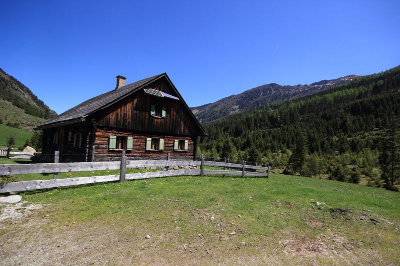 Datei:Lettmaieralm sattental 56705 2017-05-19.jpg