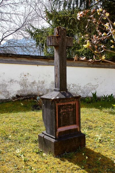 Datei:Pfarrkirche BM-0259-2023-04-22.jpg