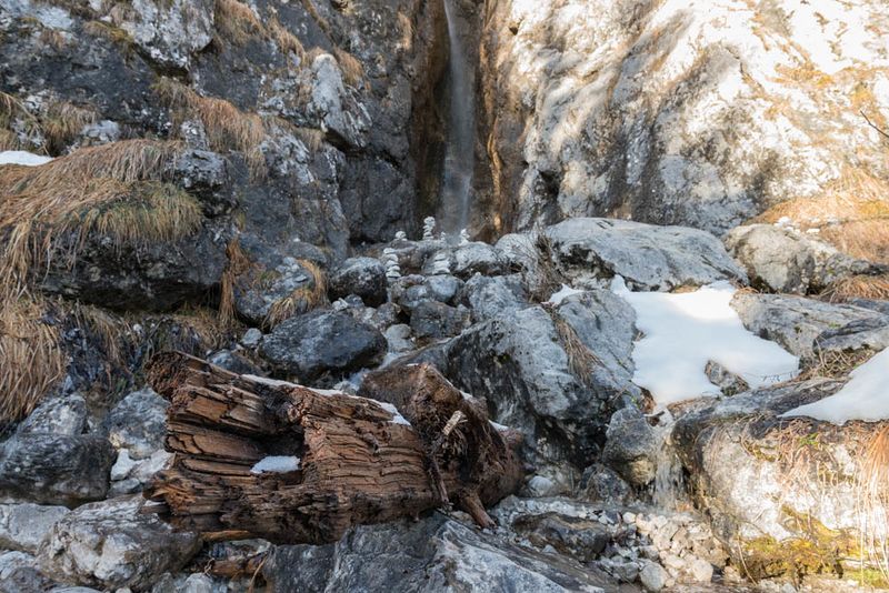 Datei:Wasserfall Weissenbacher Waende.jpg
