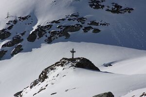 Giglachkreuz 27455 2016-04-30.jpg