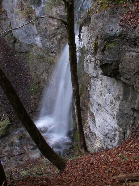 Datei:Luserfall 19171 2006-10-23.jpg