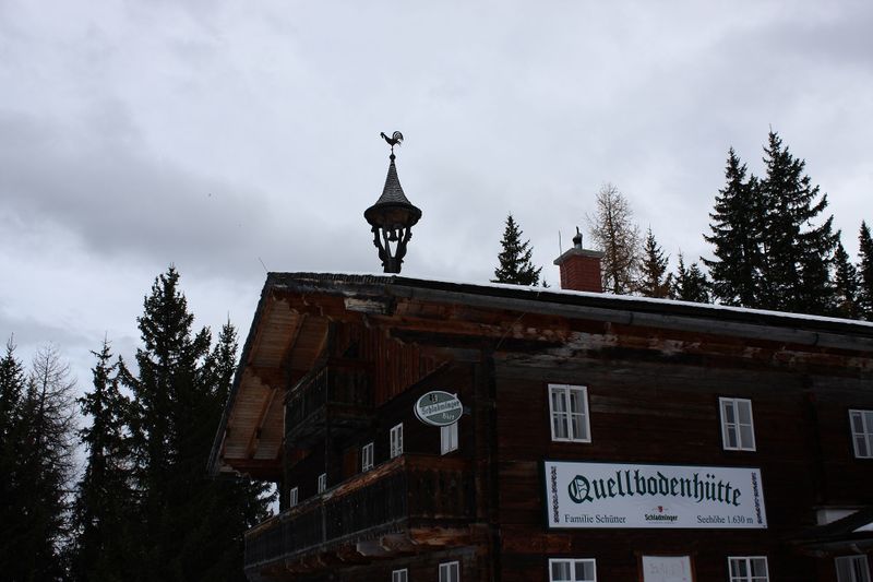 Datei:Quellbodenhütte 3179 2013-11-19.jpg