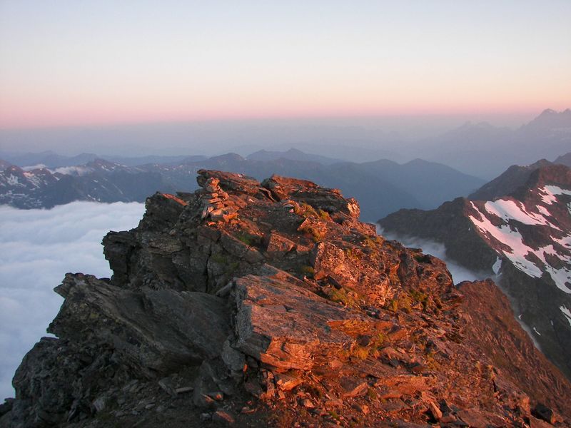 Datei:Hochgolling sunrise 16365 2006-07-05.jpg