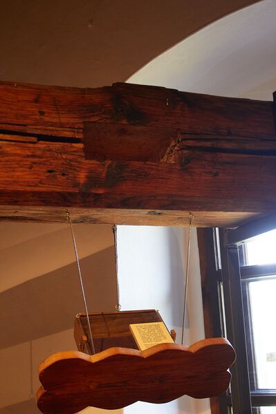 Datei:Bibelversteck burg strechau-300236-2023-05-04.jpg