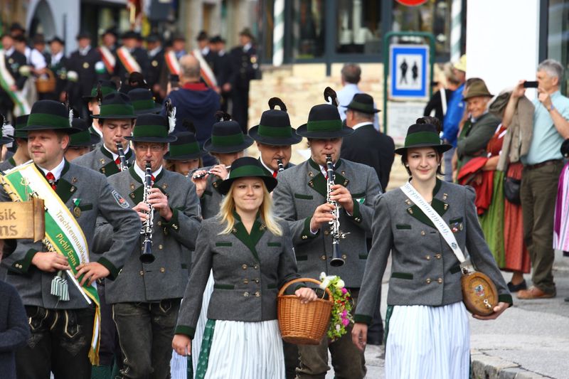 Datei:Trachtenmusik pichl-enns 28136 2016-06-26.jpg