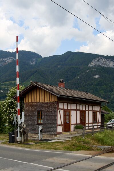 Datei:Bahnwärterhaus trautenfels-0003-2023-06-16.jpg