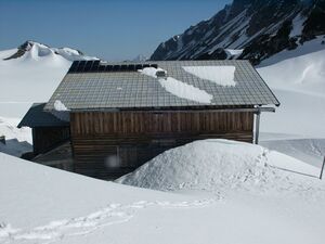 Giglachseehütte 42421 2004-05-25.jpg