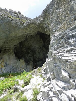 Wildfrauenhöhle1150446.JPG
