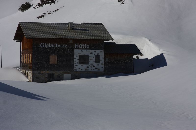 Datei:Giglachseehütte 22180 2016-04-30.jpg