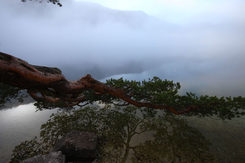 Datei:Grundlsee See 77726 2014-11-03.jpg