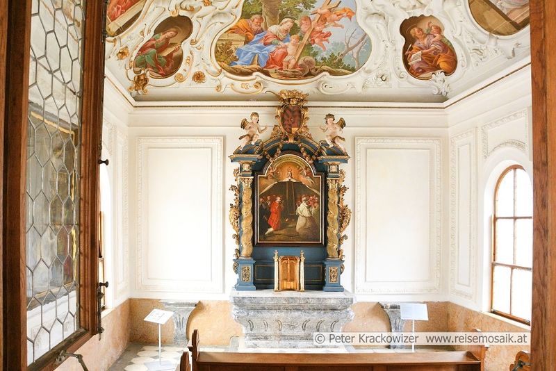 Datei:Schloss Trautenfels Schlosskapelle 03.jpg