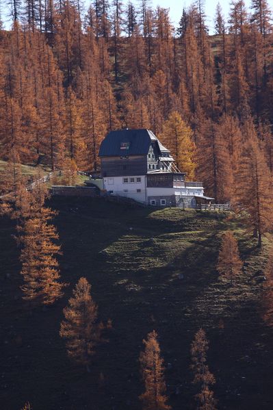 Datei:Austriahütte -türlwand 11775 2015-11-04.jpg