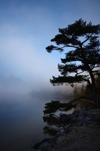 Datei:Grundlsee See 77701 2014-11-03.jpg