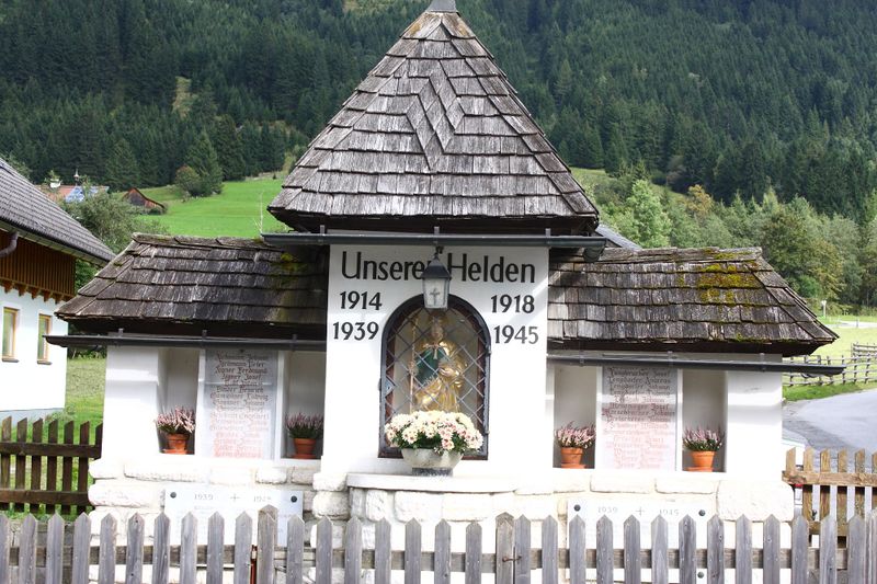 Datei:Kriegerdenkmal st.nikolai 45008 2014-09-16.jpg