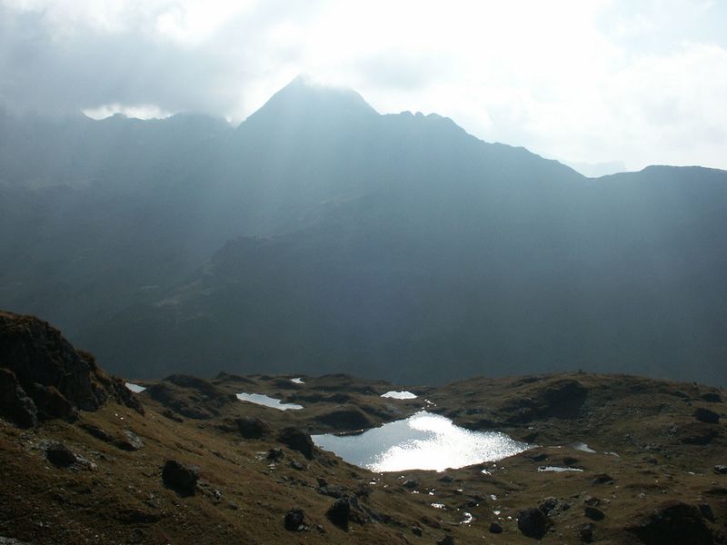 Datei:Bergseen himmelreich-giglach 8067 2005-10-11.jpg