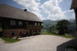 Maierhof-thöringer 8054.jpg