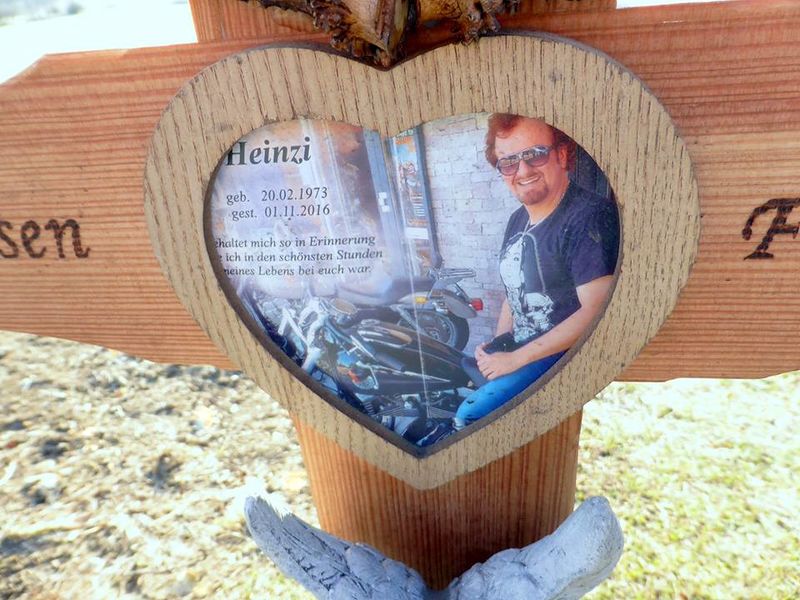 Datei:Marterl Heinzi547.jpg