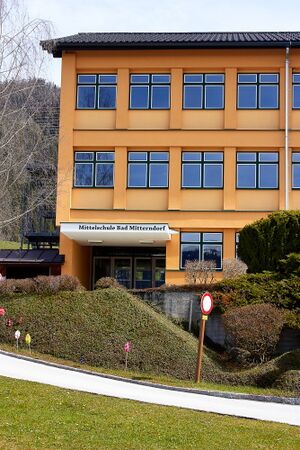 Mittelschule BM-3000200-2023-04-22.jpg