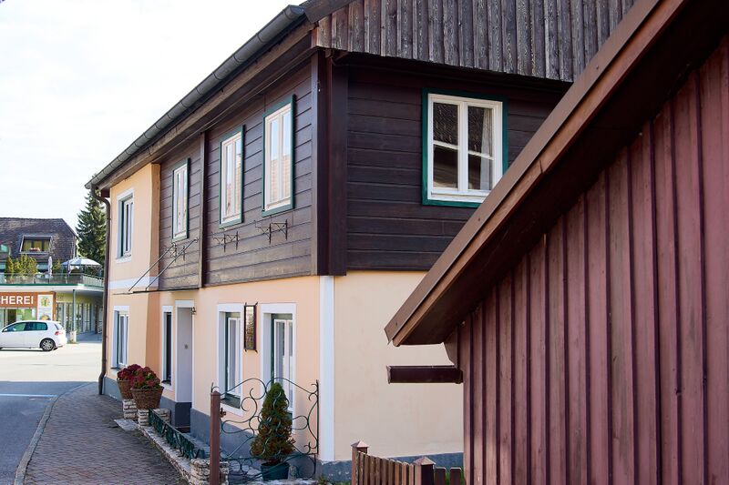 Datei:Vlg Unterhuterer Gröbming 42-028-2025-10-15.jpg