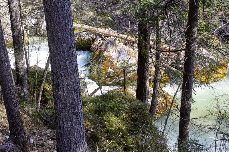 Datei:Klachauer gefällstufe-0042-2023-04-22.jpg