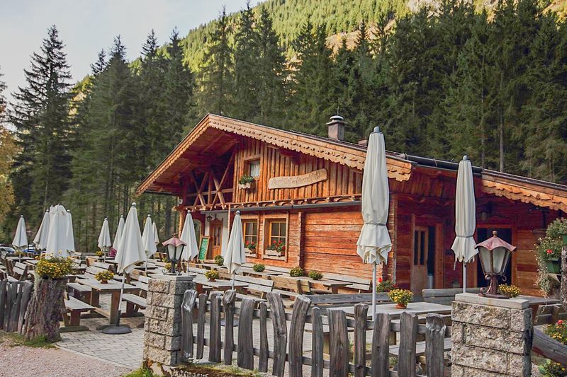 Datei:Gasthof riesachfall 59650 2017-10-02.jpg