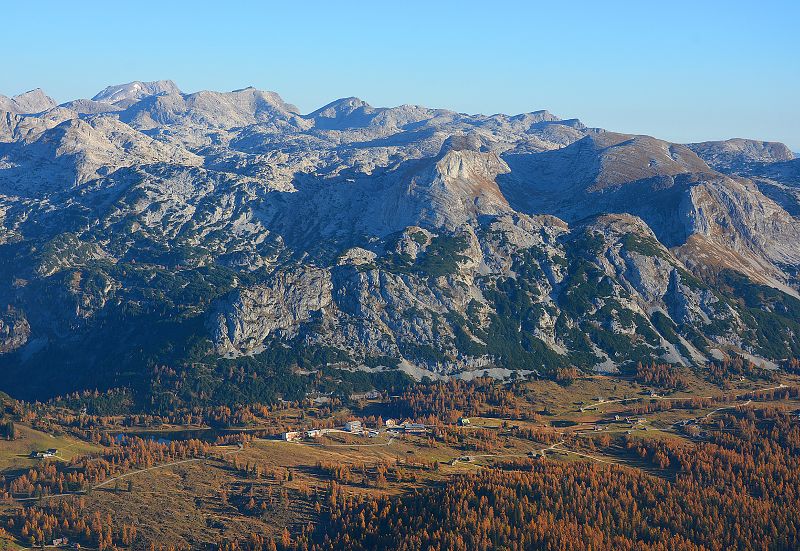 Datei:Tauplitzalm Oktober 2019 02.jpg