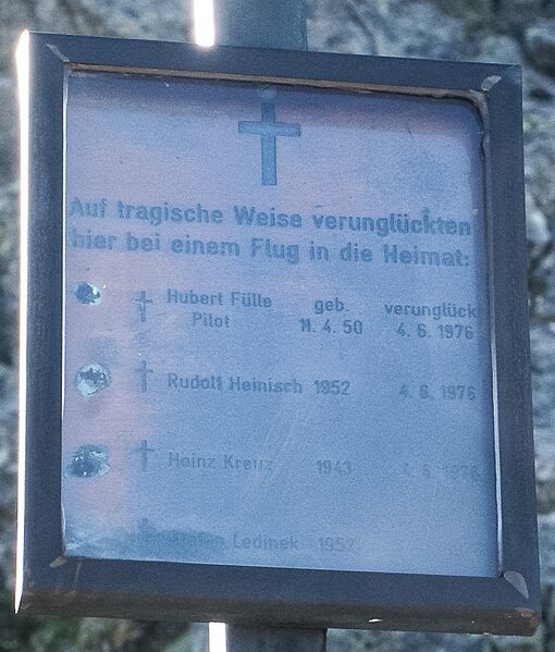 Datei:MA Flugzeugabsturz Elendberg-33-2005-07-04-ennstalwiki-2.jpg