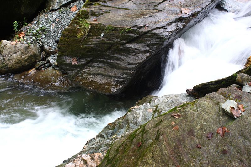 Datei:Teufelsschlucht Seewigtal 73418 2014-10-02.jpg