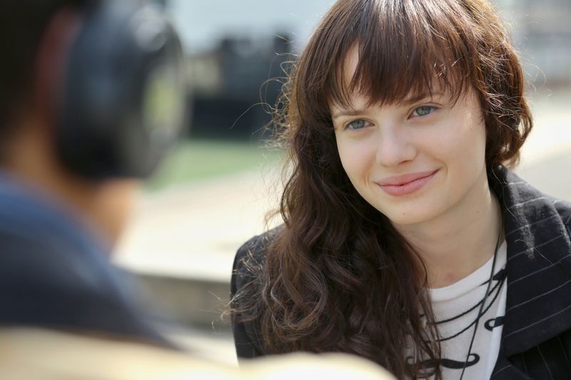 Datei:Beautiful girl 05.jpg