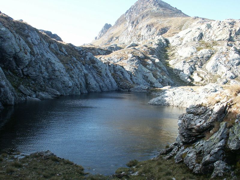 Datei:Bergseen beim brettersee 8037 2005-10-11.jpg