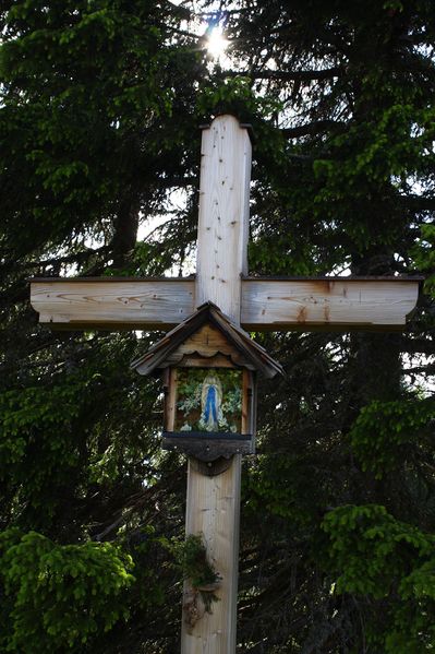 Datei:Plotscherkreuz 84474 2014-06-18.jpg