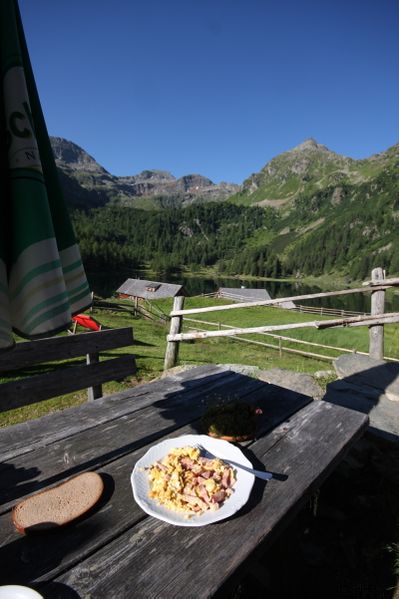 Datei:DuisitzkarseehütteIMG 1030.jpg