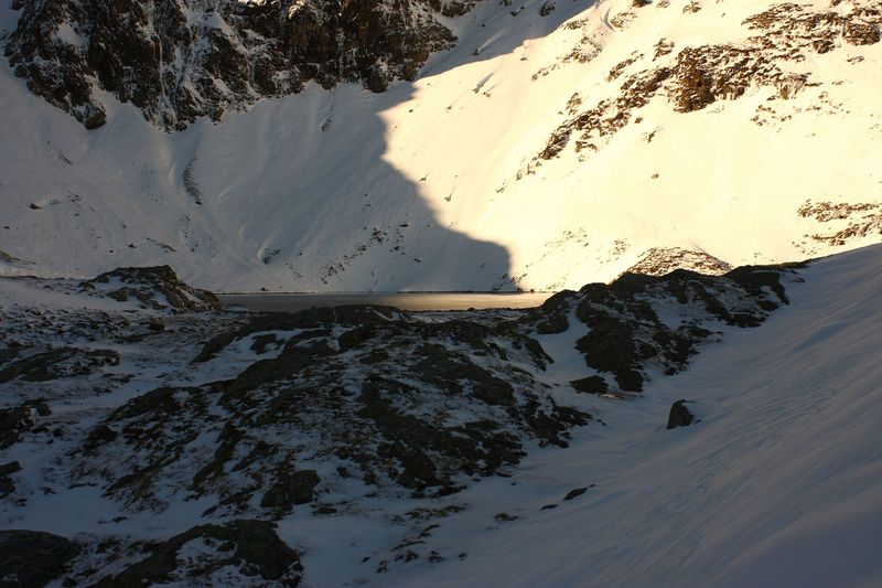 Datei:Unterer buckelkarsee 76344 2014-10-27.jpg